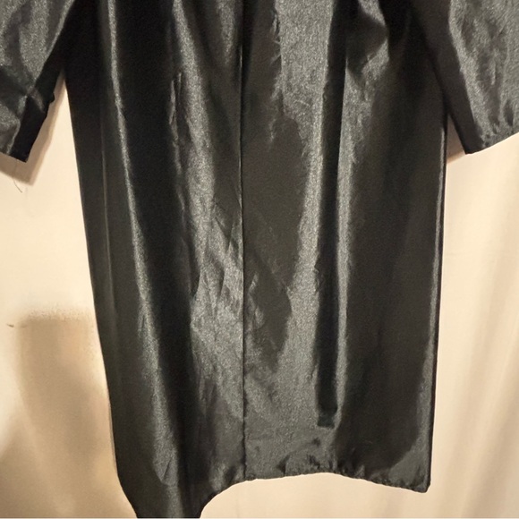 Black Unisex Graduation Judge’s Gown Choir Robe Halloween costume One size - Picture 6 of 8